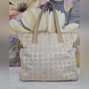 Chanel Tote Bag